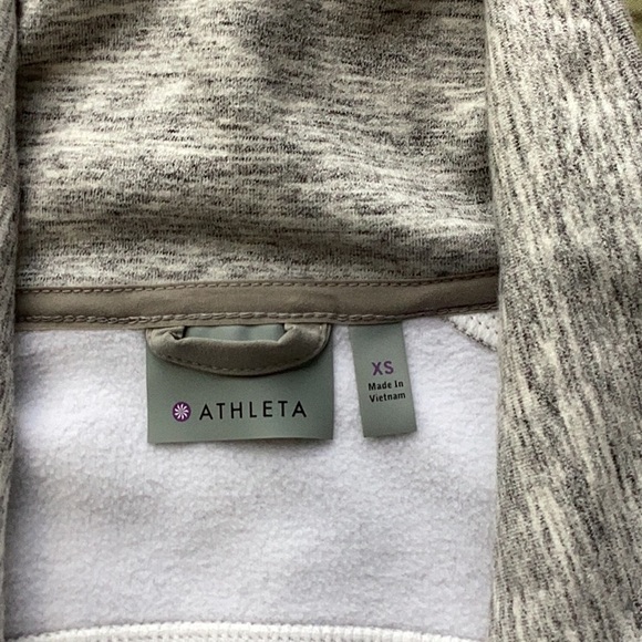 Athleta Vest - Picture 3 of 5
